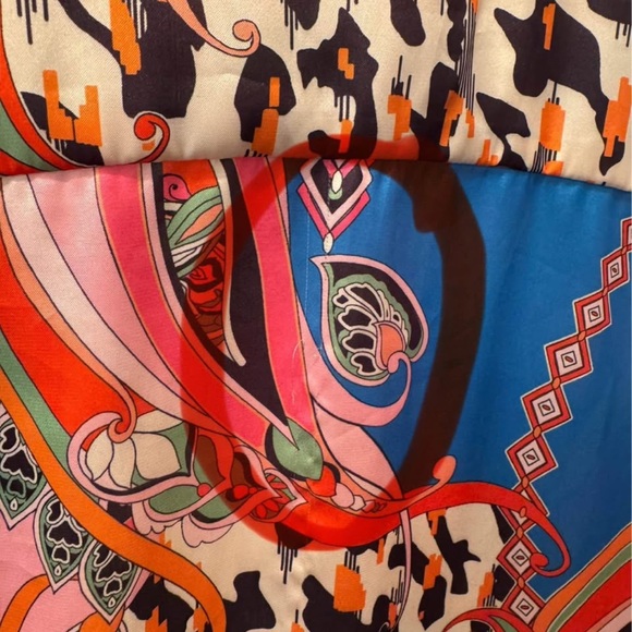 Swan Paris Patterned Set - Picture 7 of 7